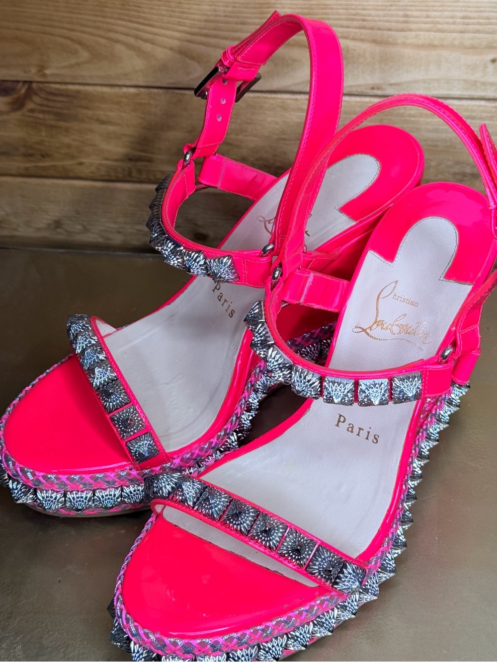 CHRISTIAN LOUBOUTIN PYRA RYAD RED
PATENT SPIKE STUD PLATFORM SANDALS